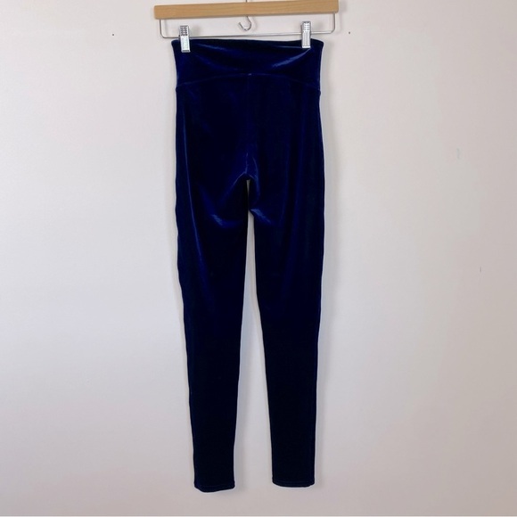Spanx Blue Velvet Leggings - Picture 4 of 7